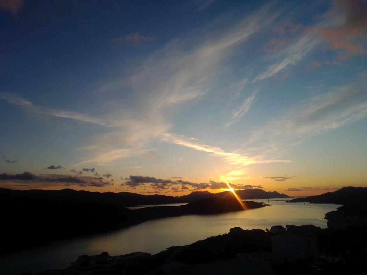 Apartmani Mate Neum Exterior photo